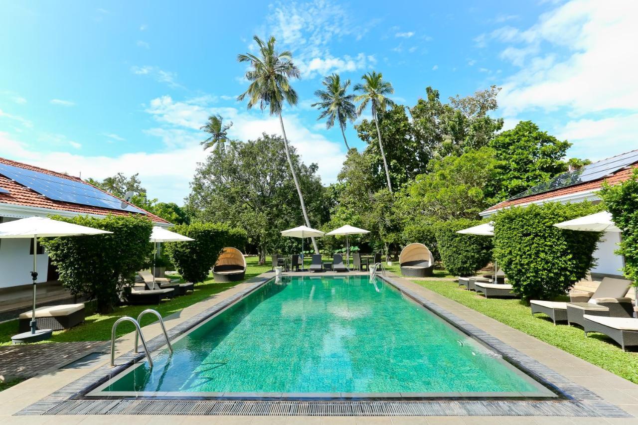 Hotel Swanee Grand Negombo Esterno foto