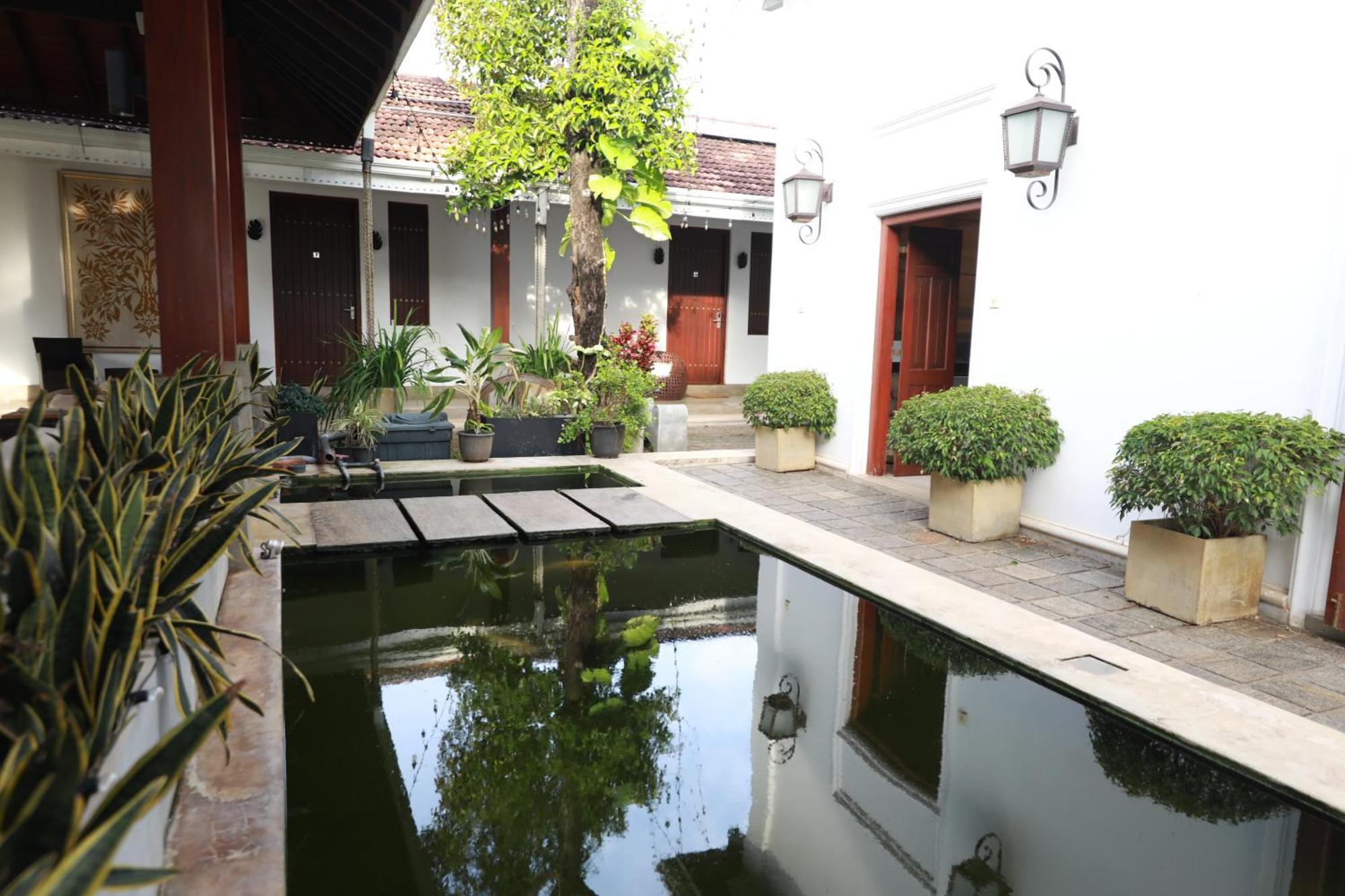 Hotel Swanee Grand Negombo Esterno foto