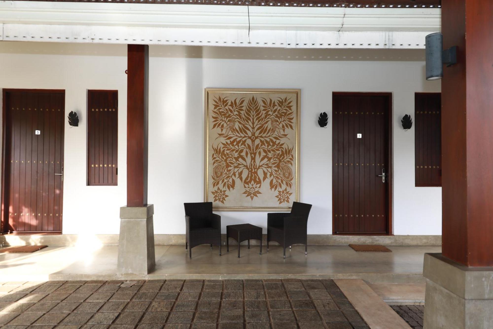 Hotel Swanee Grand Negombo Esterno foto